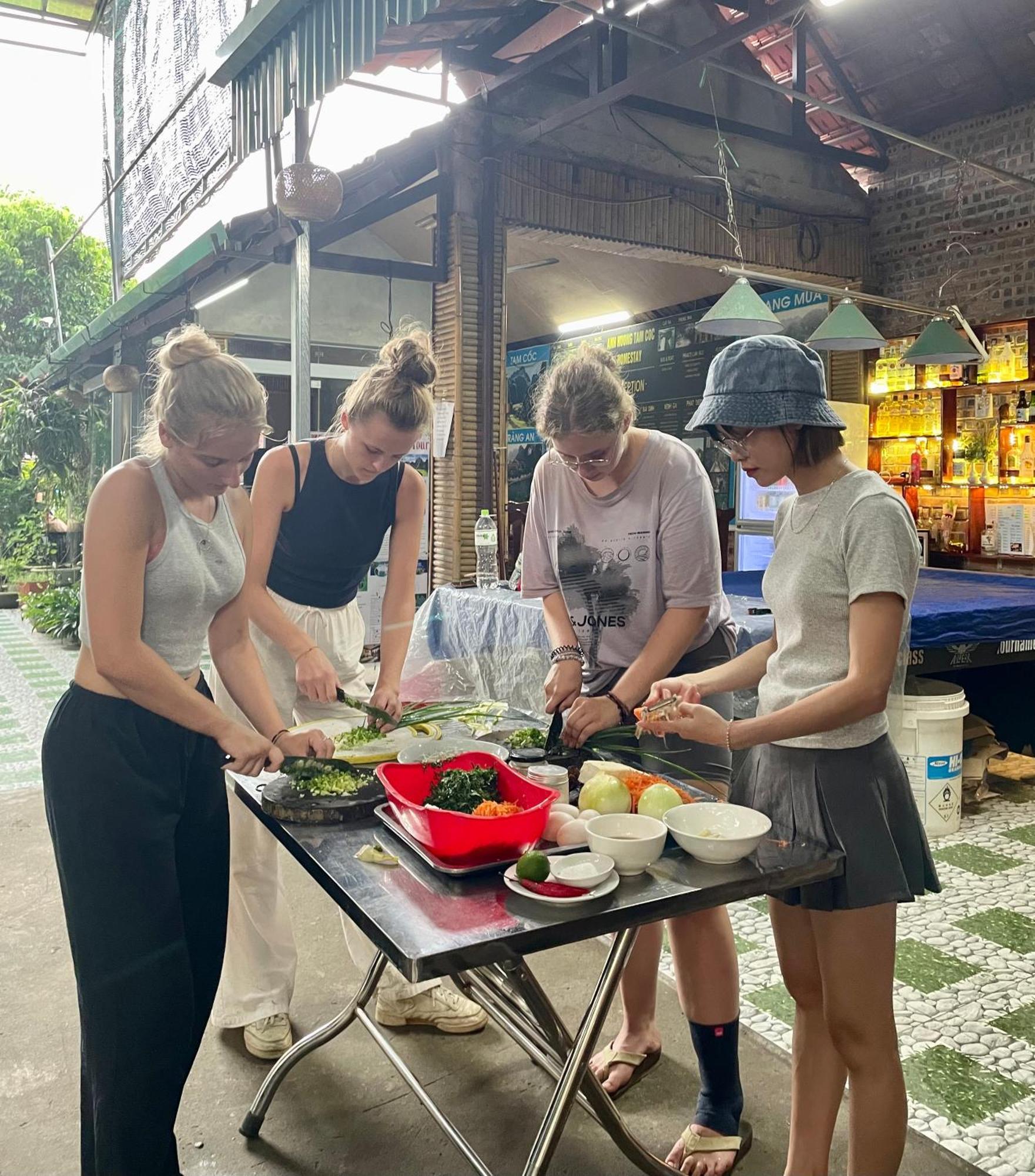 Anh Huong Tam Coc Homestay Ніньбінь Екстер'єр фото